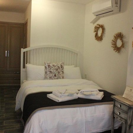 Fizzio Alacati Hotel Ngoại thất bức ảnh