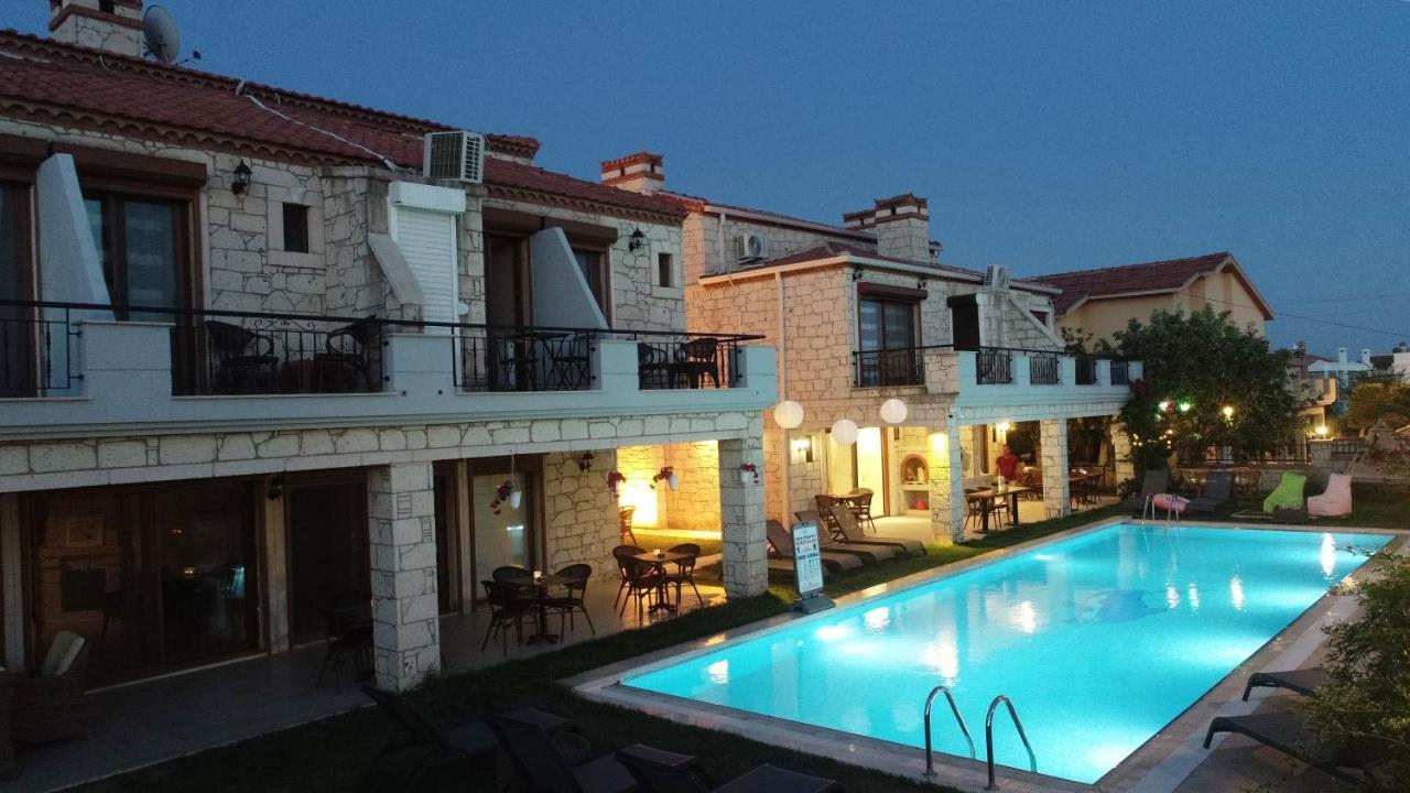 Fizzio Alacati Hotel Ngoại thất bức ảnh