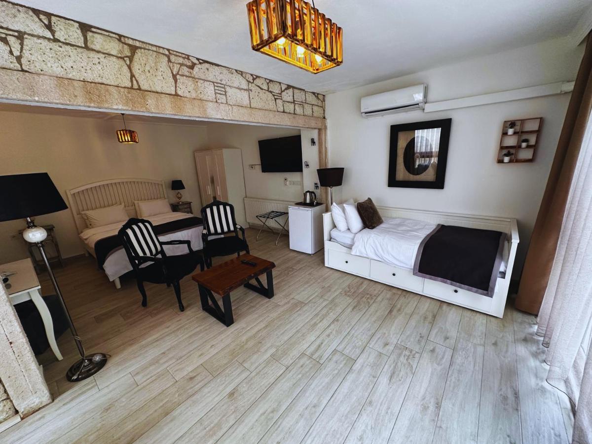 Fizzio Alacati Hotel Ngoại thất bức ảnh