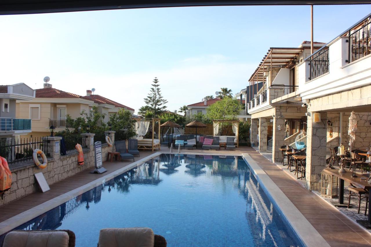 Fizzio Alacati Hotel Ngoại thất bức ảnh