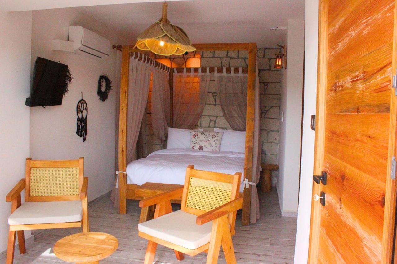 Fizzio Alacati Hotel Ngoại thất bức ảnh